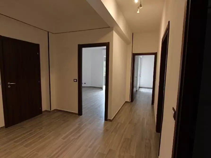 Immagine 5 di Appartamento in vendita  a La Spezia