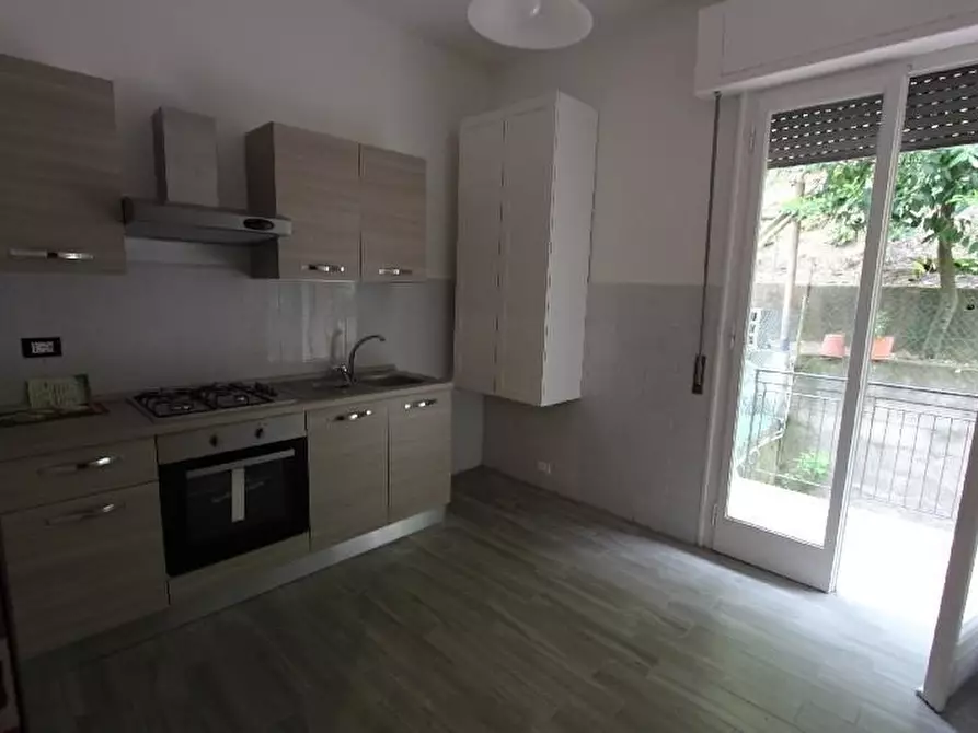 Immagine 9 di Appartamento in vendita  a La Spezia