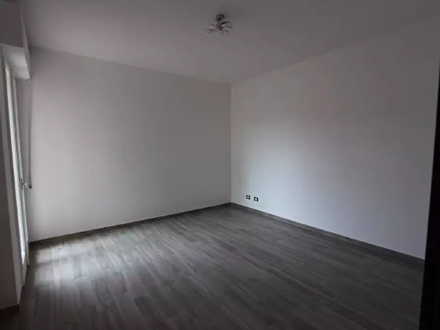 Immagine 13 di Appartamento in vendita  a La Spezia