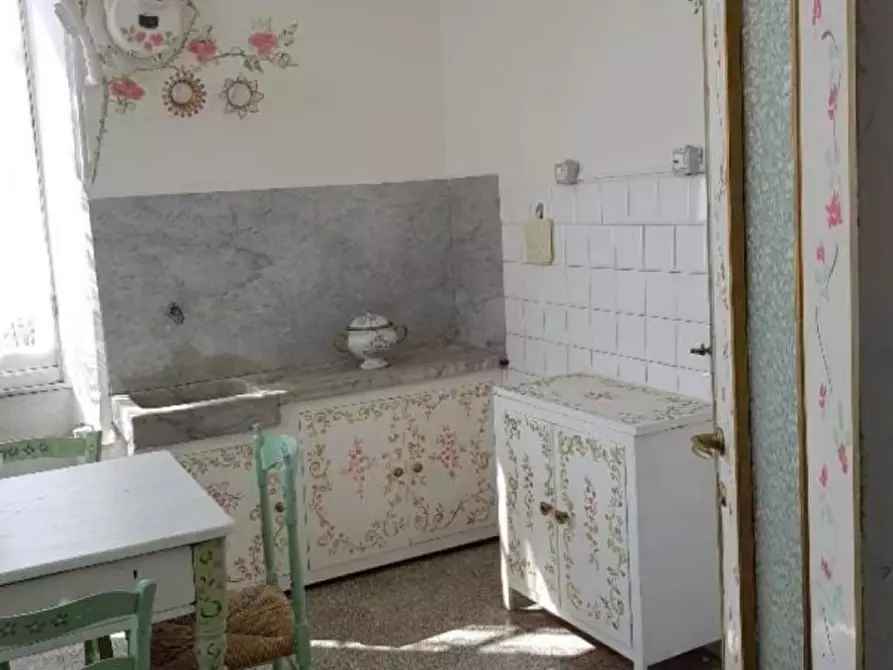 Immagine 4 di Appartamento in vendita  a La Spezia