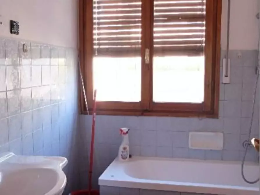 Immagine 3 di Appartamento in vendita  a La Spezia