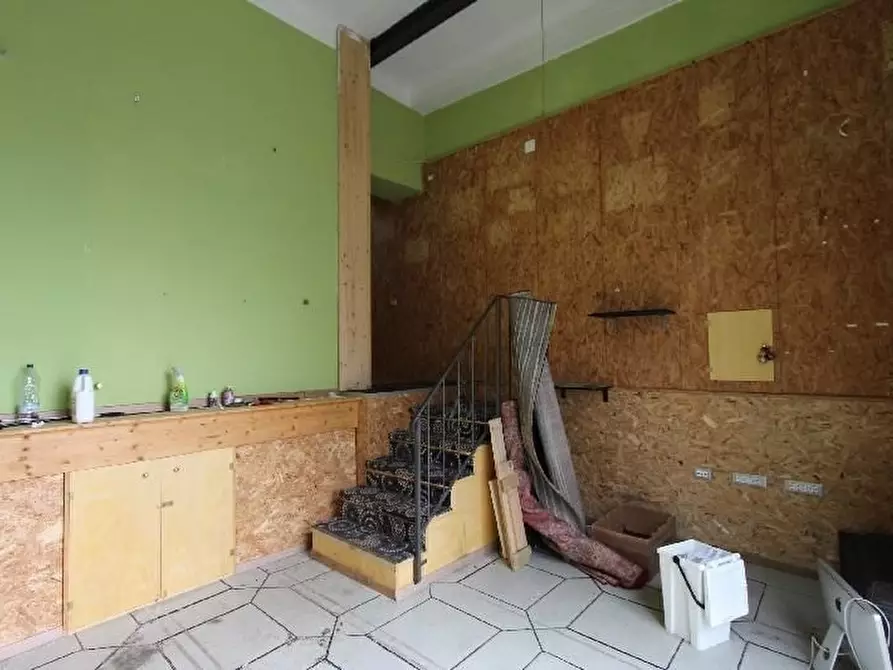 Immagine 12 di Appartamento in vendita  a La Spezia