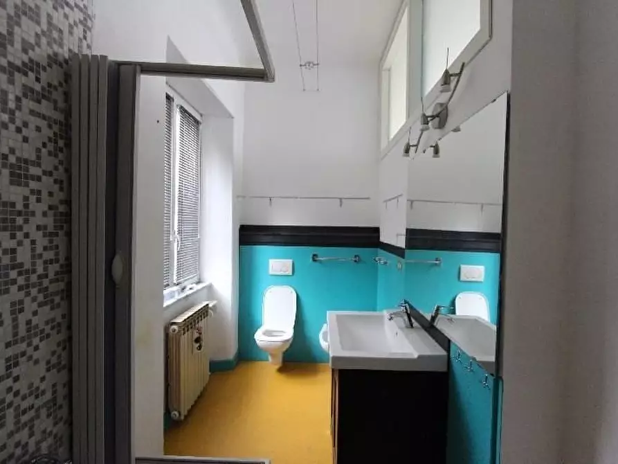 Immagine 16 di Appartamento in vendita  a La Spezia