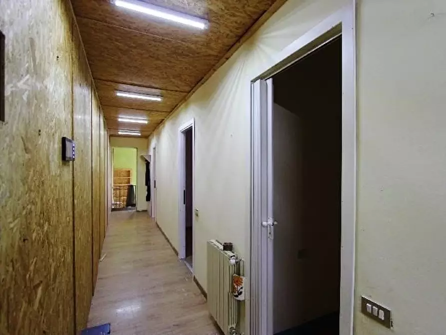 Immagine 11 di Appartamento in vendita  a La Spezia