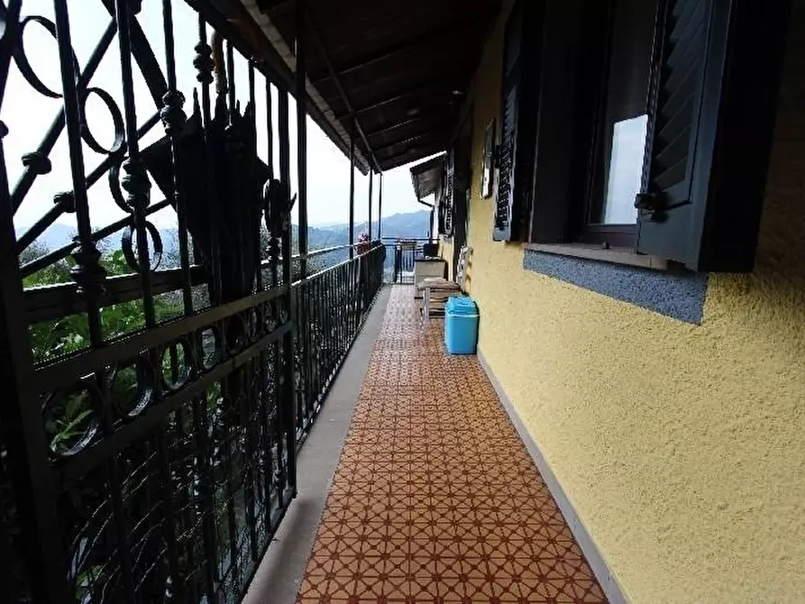 Immagine 17 di Casa bifamiliare in vendita  a Calice Al Cornoviglio