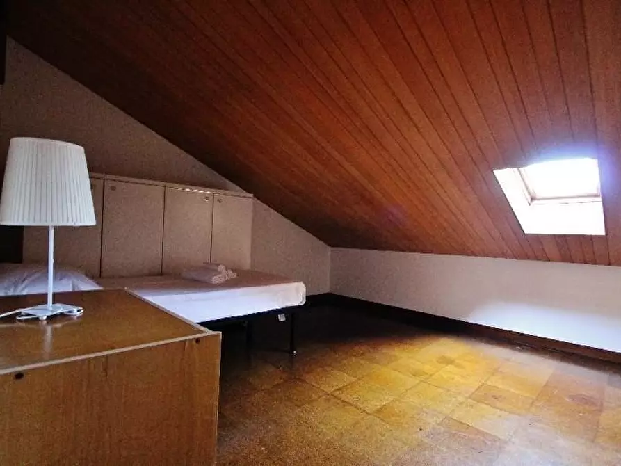 Immagine 20 di Mansarda in vendita  a La Spezia