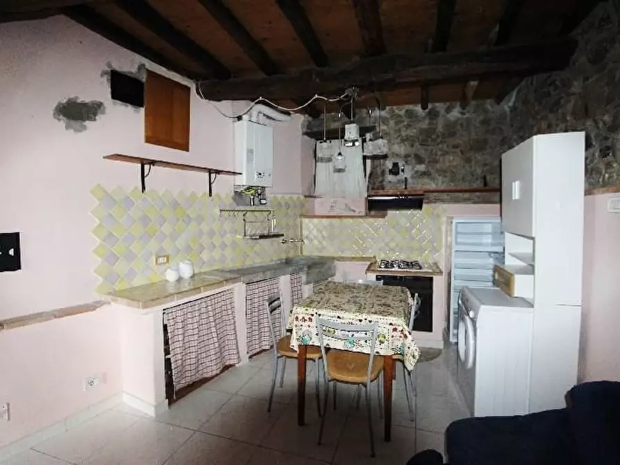 Immagine 15 di Casa indipendente in vendita  a La Spezia