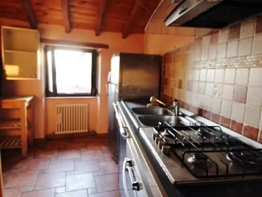 Immagine 5 di Casa indipendente in vendita  a La Spezia