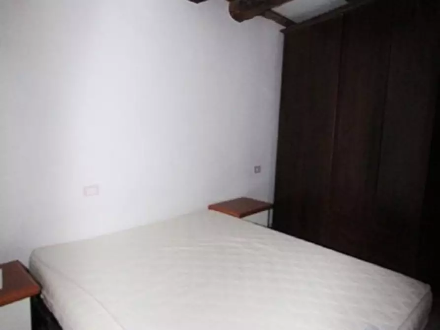 Immagine 11 di Casa indipendente in vendita  a La Spezia