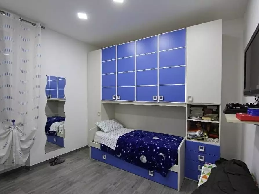 Immagine 10 di Appartamento in vendita  a La Spezia