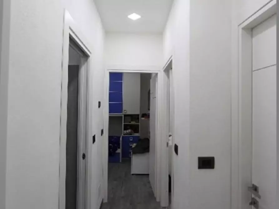 Immagine 8 di Appartamento in vendita  a La Spezia