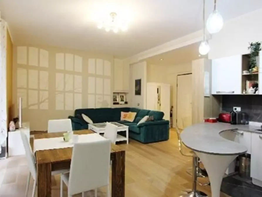 Immagine 5 di Appartamento in vendita  a La Spezia