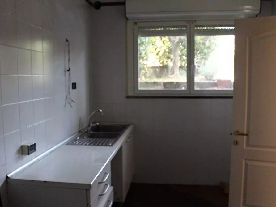 Immagine 9 di Appartamento in vendita  a La Spezia