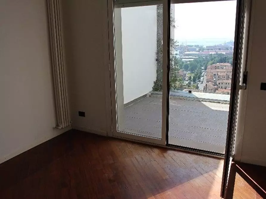 Immagine 24 di Appartamento in vendita  a La Spezia