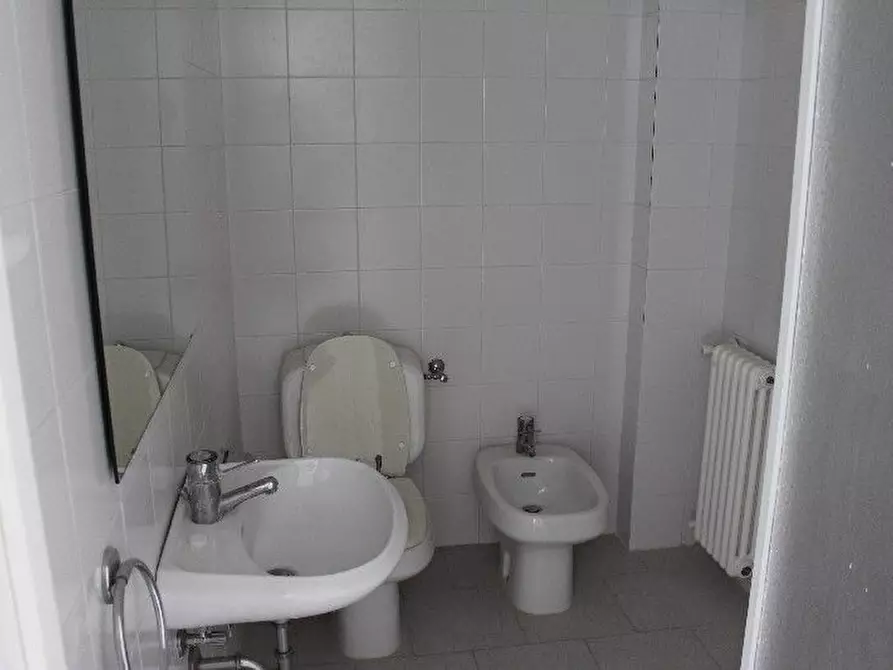 Immagine 7 di Appartamento in vendita  a La Spezia