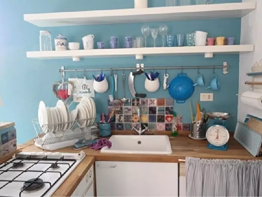 Immagine 10 di Appartamento in vendita  a La Spezia