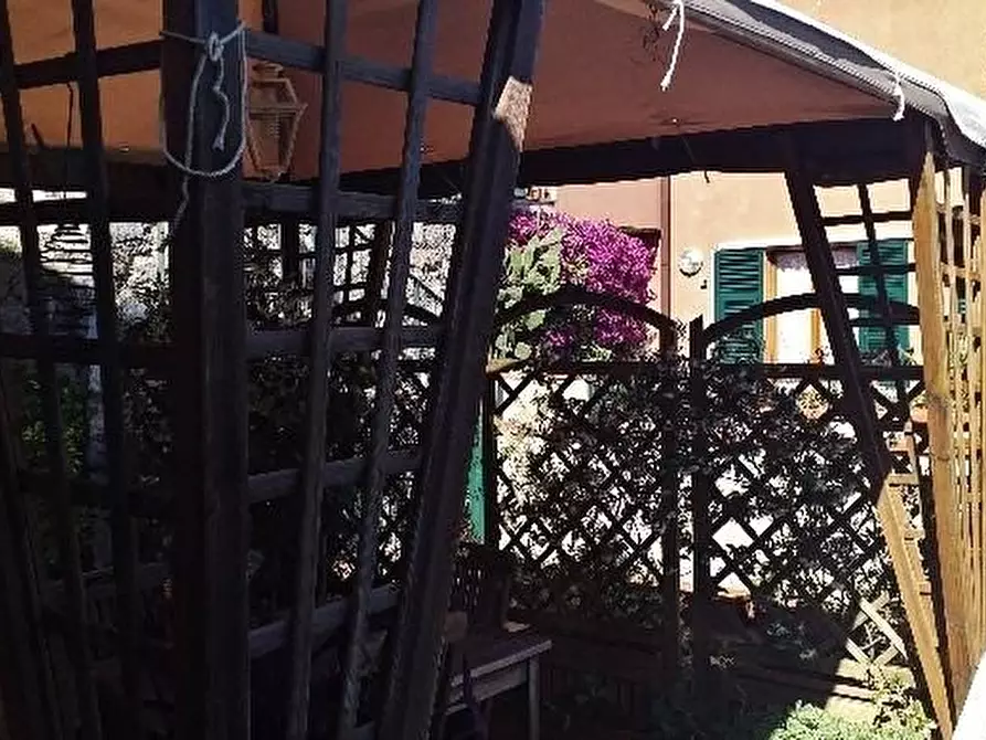 Immagine 7 di Casa semindipendente in vendita  a Portovenere