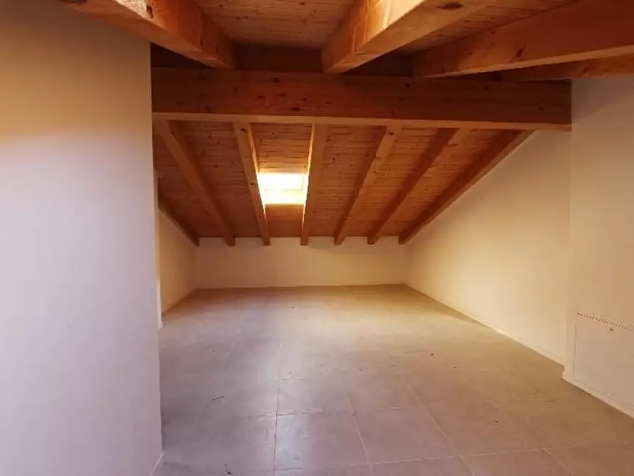 Immagine 10 di Appartamento in vendita  a Santo Stefano Di Magra