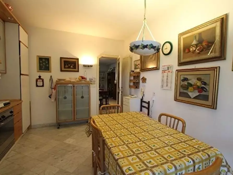 Immagine 9 di Appartamento in vendita  a Sarzana