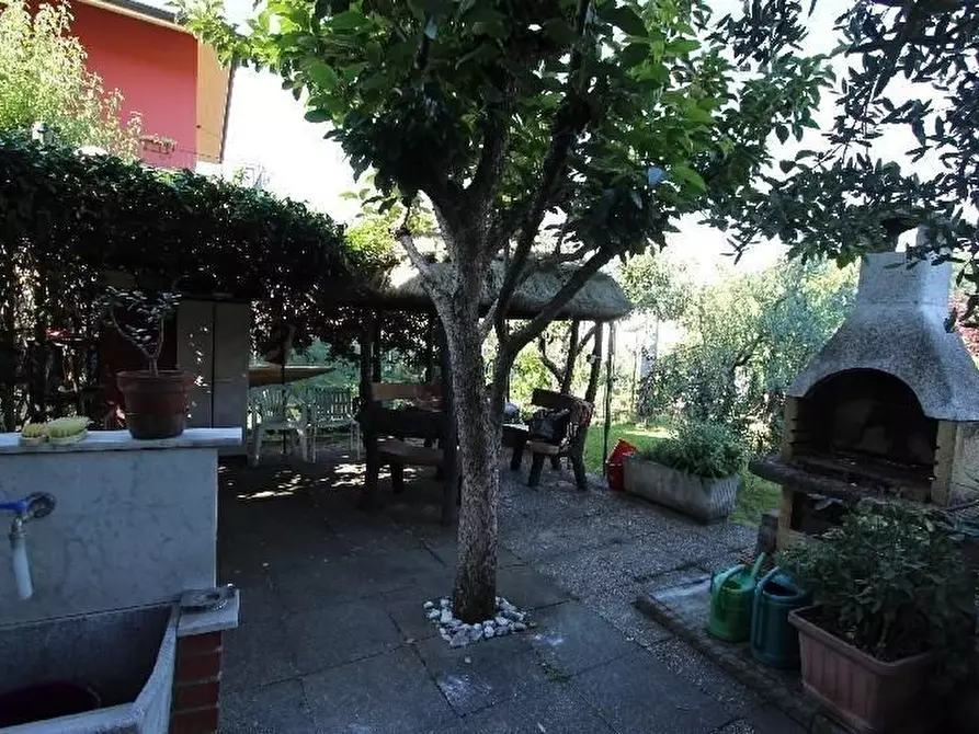 Immagine 3 di Appartamento in vendita  a Sarzana