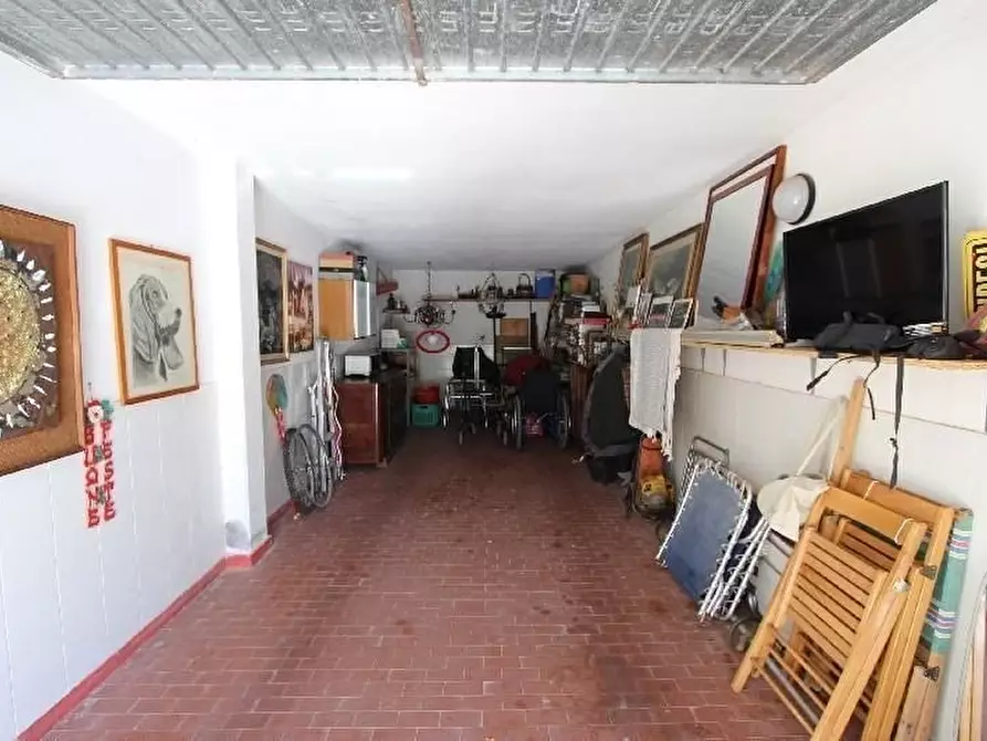 Immagine 25 di Appartamento in vendita  a Sarzana