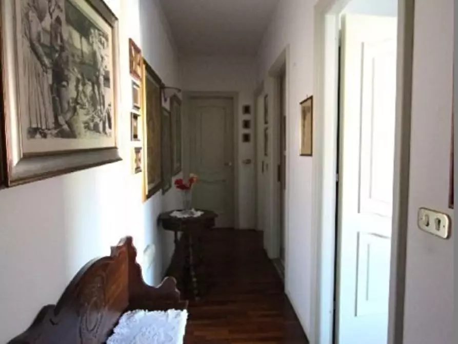 Immagine 15 di Appartamento in vendita  a Sarzana