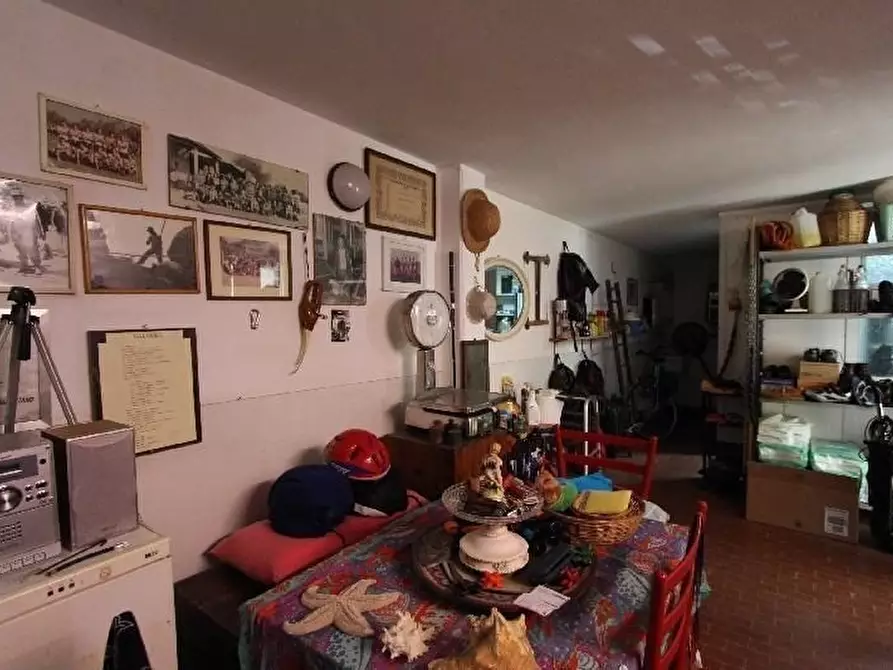 Immagine 24 di Appartamento in vendita  a Sarzana