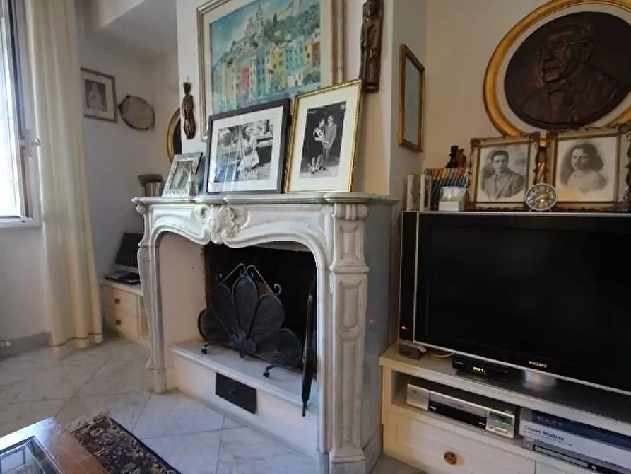 Immagine 21 di Appartamento in vendita  a Sarzana