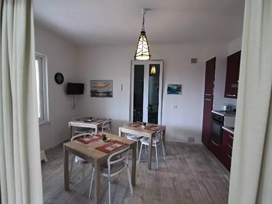 Immagine 18 di Appartamento in vendita  a La Spezia