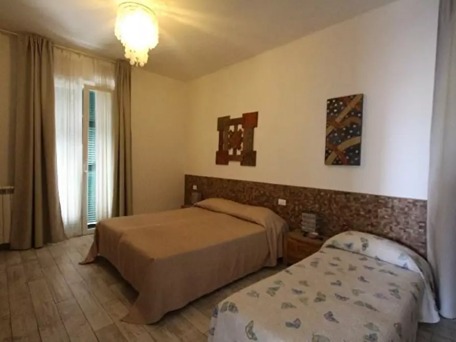 Immagine 14 di Appartamento in vendita  a La Spezia