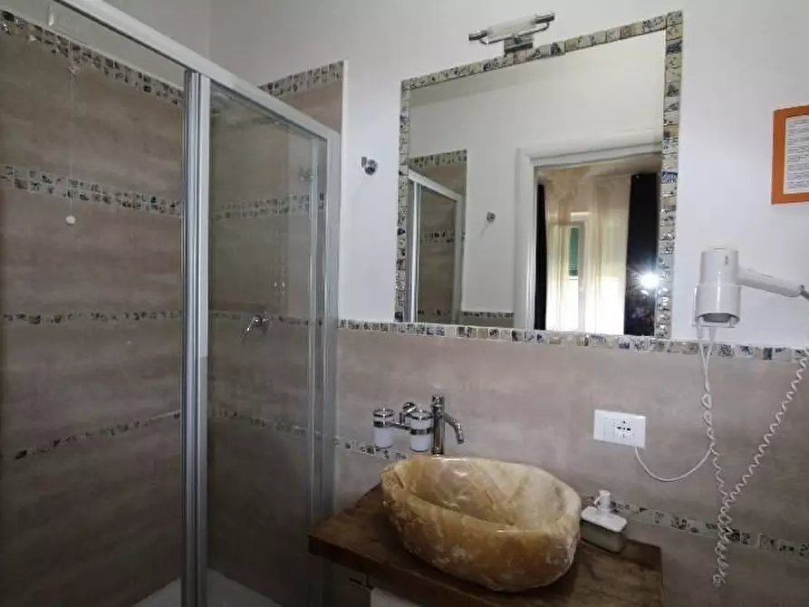 Immagine 9 di Appartamento in vendita  a La Spezia