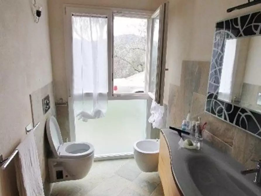 Immagine 10 di Casa semindipendente in vendita  a Monterosso Al Mare