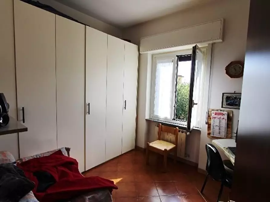 Immagine 11 di Appartamento in vendita  a La Spezia