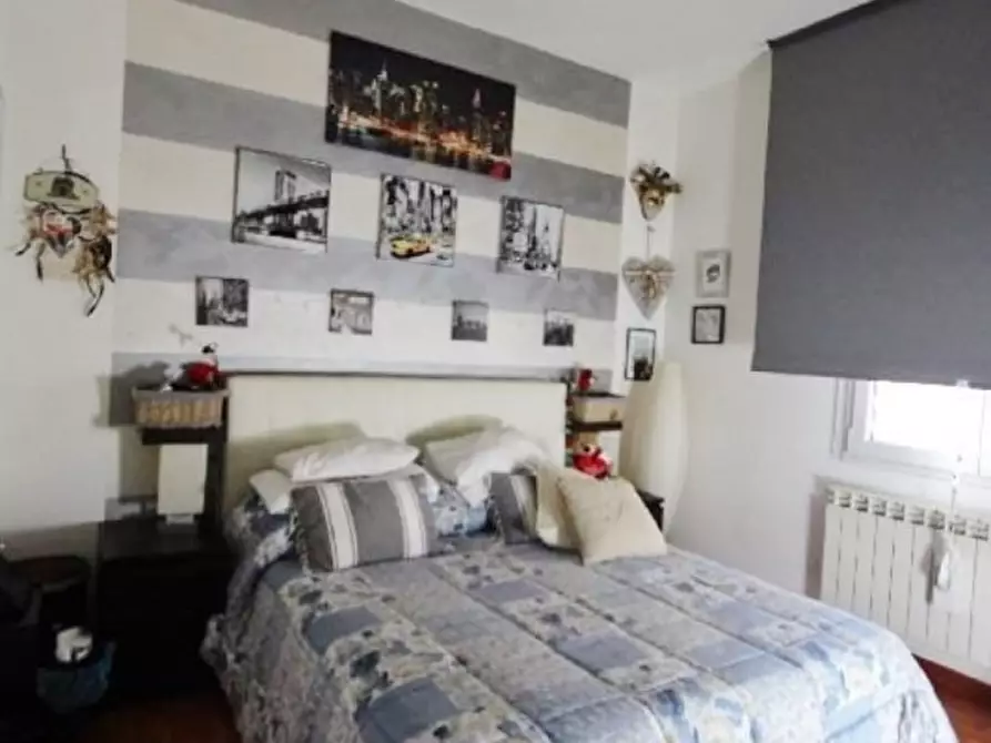 Immagine 22 di Appartamento in vendita  a La Spezia