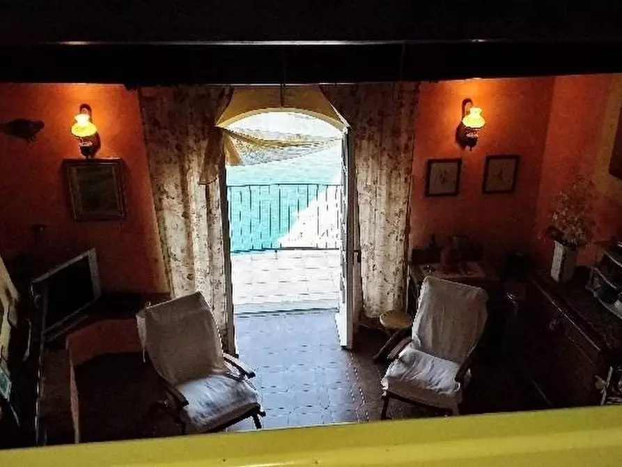 Immagine 7 di Casa indipendente in vendita  a La Spezia