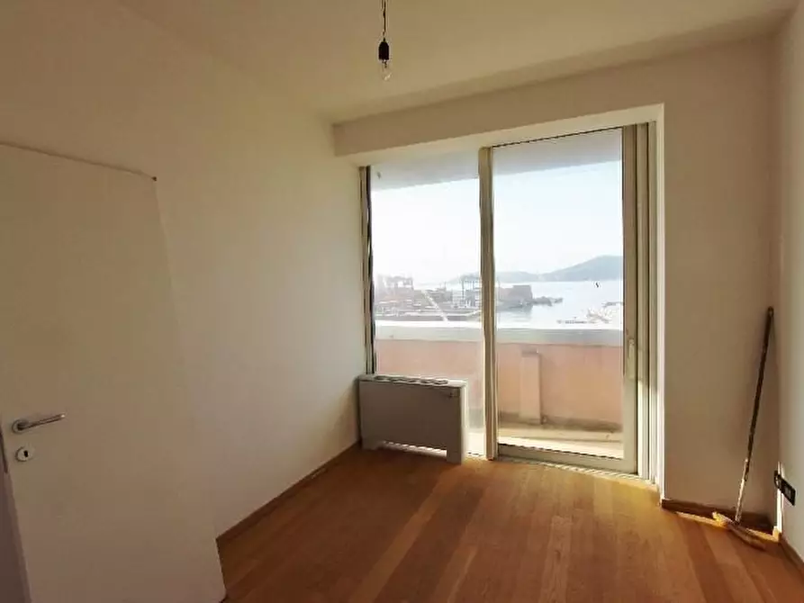 Immagine 8 di Appartamento in vendita  a La Spezia
