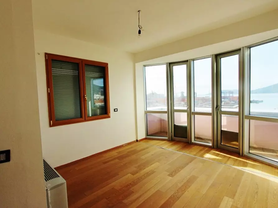 Immagine 3 di Appartamento in vendita  a La Spezia