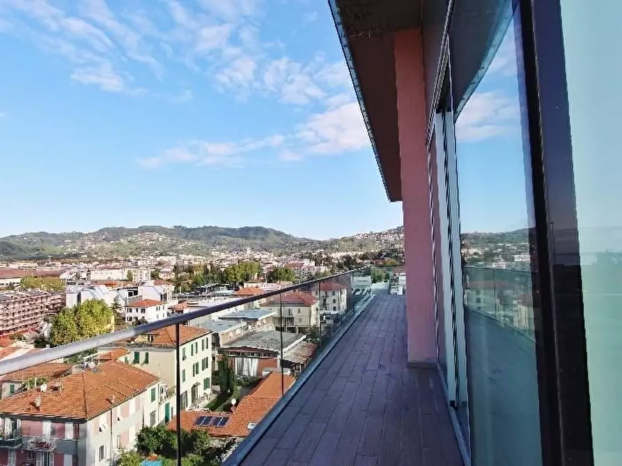 Immagine 10 di Appartamento in vendita  a La Spezia