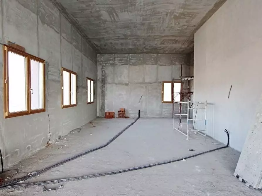 Immagine 3 di Appartamento in vendita  a La Spezia