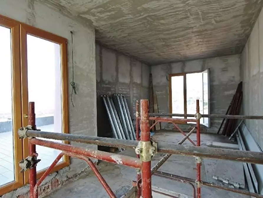 Immagine 7 di Appartamento in vendita  a La Spezia