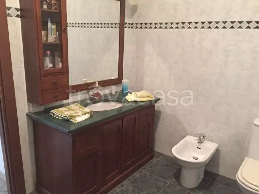 Immagine 19 di Casa indipendente in vendita  a La Spezia