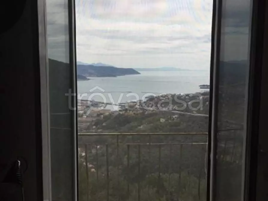 Immagine 23 di Casa indipendente in vendita  a La Spezia