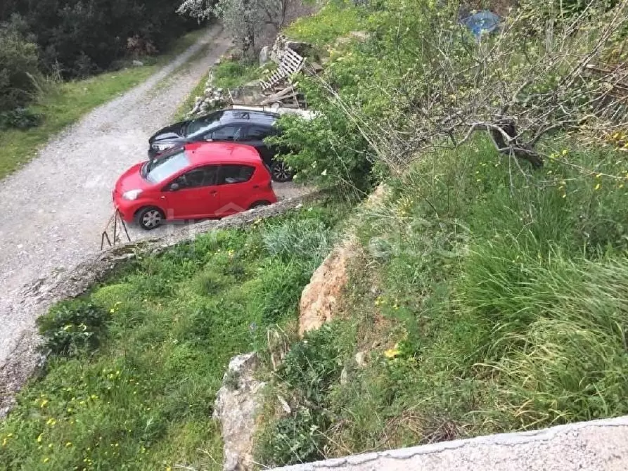 Immagine 30 di Casa indipendente in vendita  a La Spezia