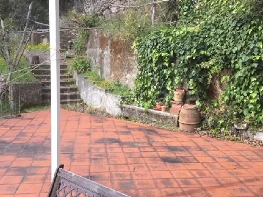 Immagine 27 di Casa indipendente in vendita  a La Spezia