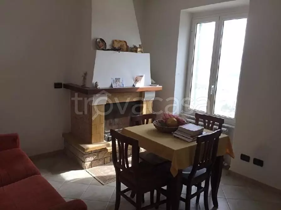 Immagine 4 di Casa indipendente in vendita  a La Spezia