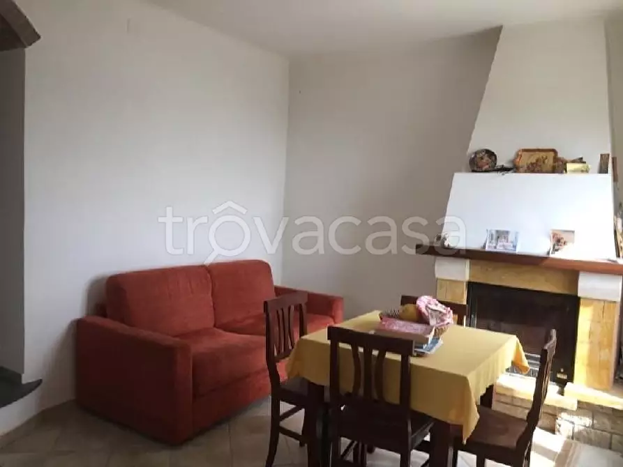 Immagine 5 di Casa indipendente in vendita  a La Spezia