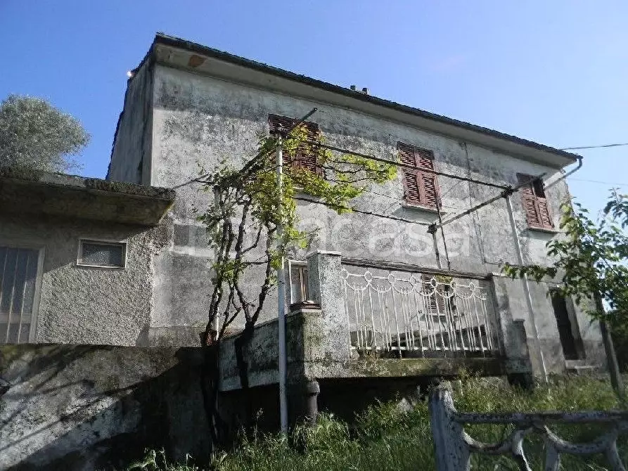 Immagine 1 di Casa indipendente in vendita  a Vezzano Ligure