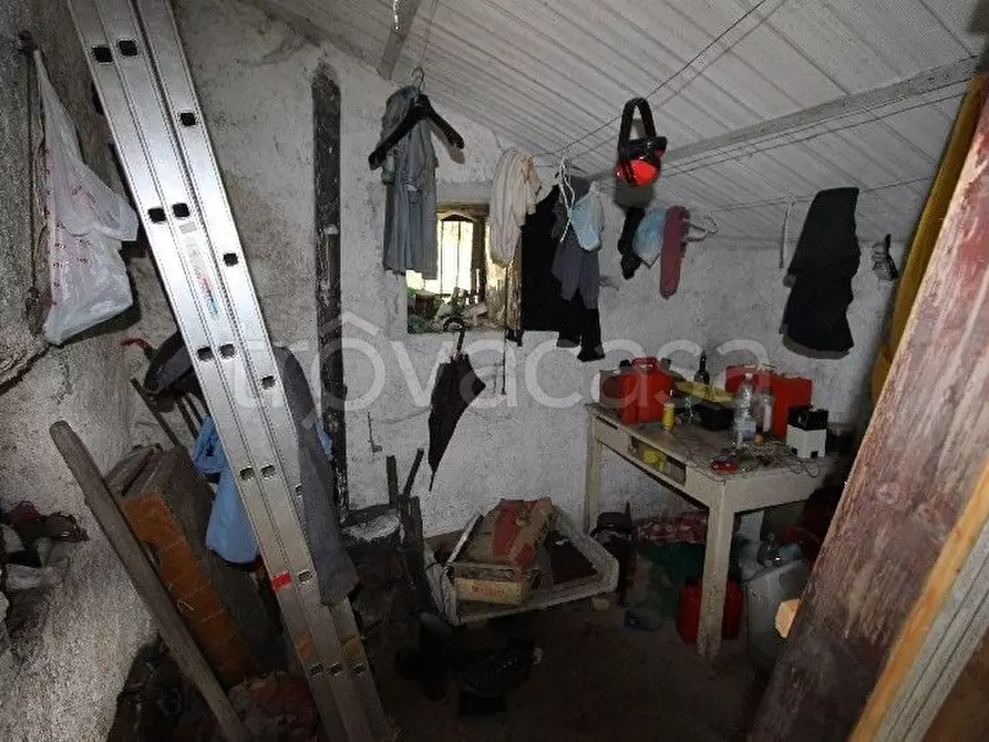 Immagine 12 di Rustico / casale in vendita  a Vernazza