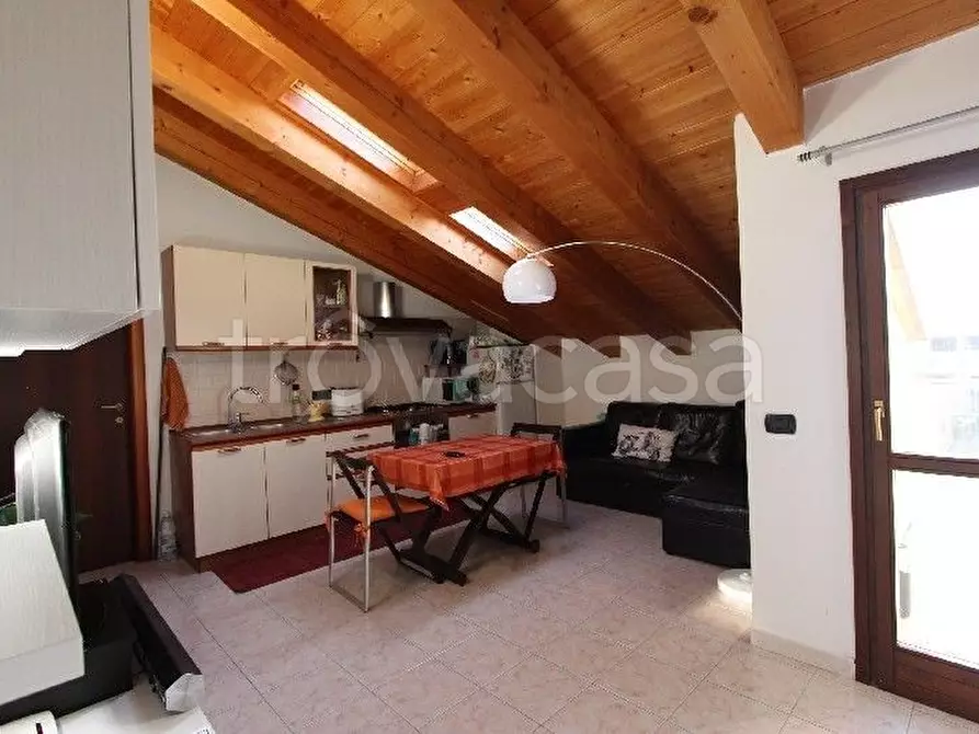 Immagine 8 di Appartamento in vendita  a La Spezia