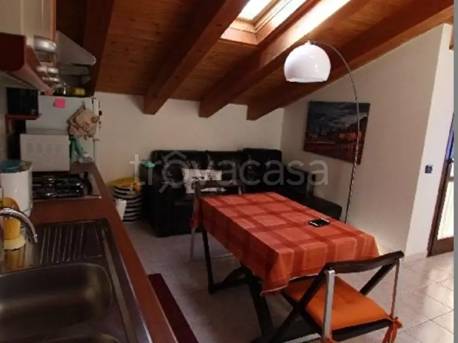 Immagine 6 di Appartamento in vendita  a La Spezia